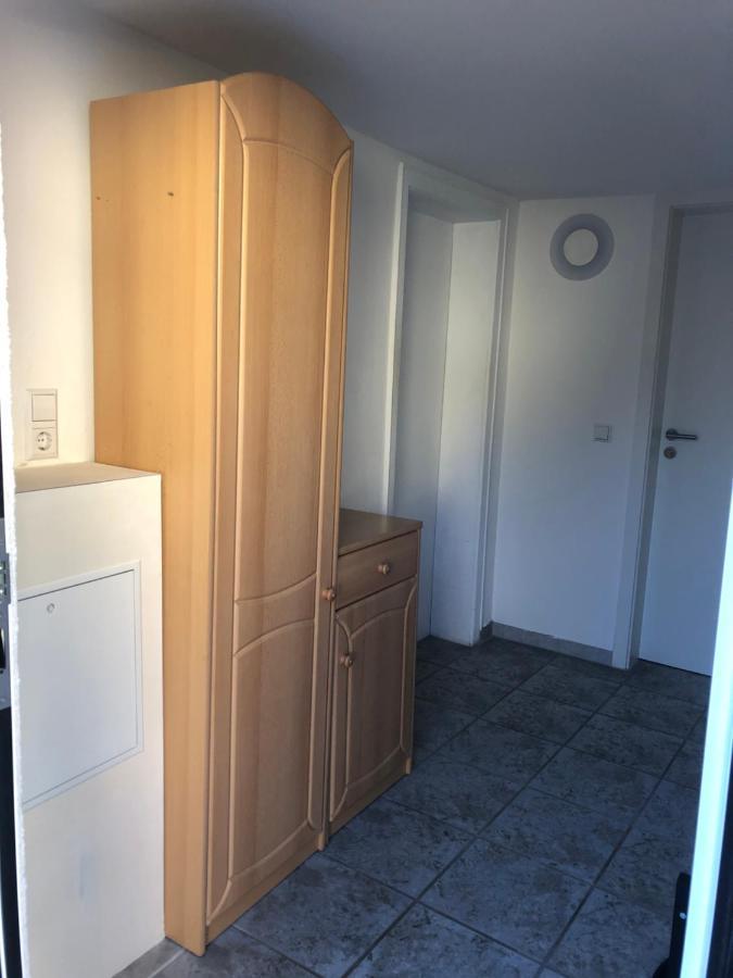 Guest Appartements Mit 2 Getrennten Schlafzimmern Fuer 4 Personen 24H Check In Aalen Esterno foto