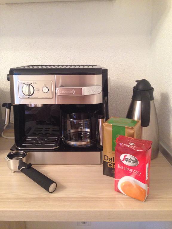 Guest Appartements Mit 2 Getrennten Schlafzimmern Fuer 4 Personen 24H Check In Aalen Esterno foto